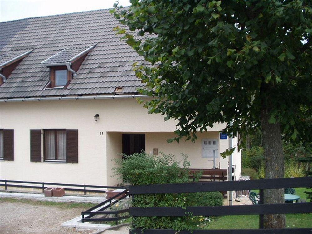 Отель House Spehar Селиште-Дрежничко Экстерьер фото